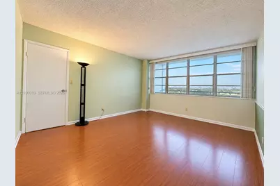 2025 NE 164th St #919, North Miami Beach, FL 33162 - Photo 11