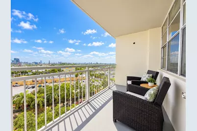2025 NE 164th St #919, North Miami Beach, FL 33162 - Photo 7