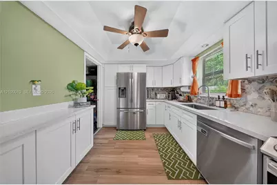 7235 Southgate Blvd, Margate, FL 33068 - Photo 15