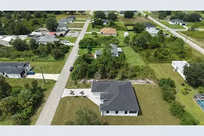 3004 58th St W, Lehigh Acres, FL 33971 - Photo 9