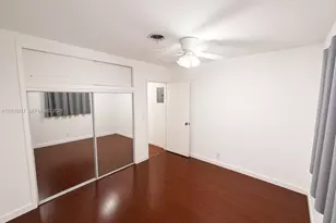 345 NW 32nd St, Oakland Park, FL 33309 - Photo 3