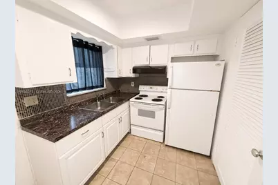 345 NW 32nd St #345, Oakland Park, FL 33309 - Photo 5