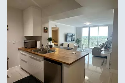 2665 SW 37th Ave #1004, Miami, FL 33133 - Photo 3