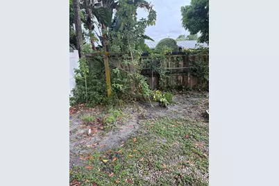 403 NW 186th St, Miami Gardens, FL 33169 - Photo 17