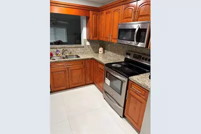 403 NW 186th St, Miami Gardens, FL 33169 - Photo 7