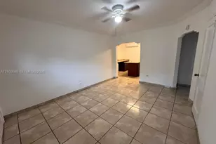 1071 NW 34th St, Miami, FL 33127 - Photo 5