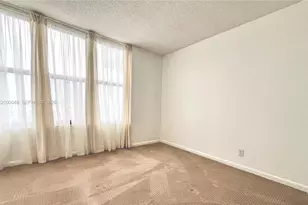 2500 Parkview Dr, Hallandale Beach, FL 33009 - Photo 23