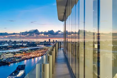 300 Biscayne Boulevard Way #PH6001C, Miami, FL 33131 - Photo 35