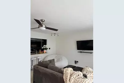 5401 Collins Ave #1232, Miami Beach, FL 33140 - Photo 5