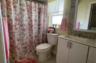 9041 Sunrise Lakes Blvd, Sunrise, FL 33322 - Photo 43