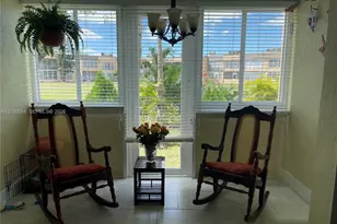 9041 Sunrise Lakes Blvd, Sunrise, FL 33322 - Photo 23