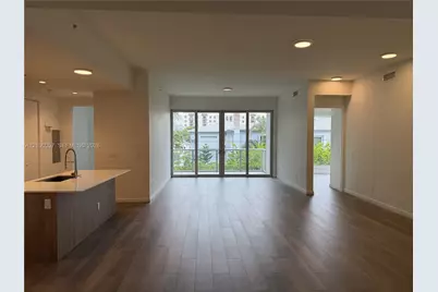 529 SW 11th St #203, Miami, FL 33129 - Photo 3