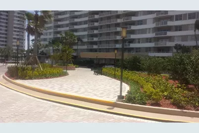 1985 S Ocean Dr #19N, Hallandale Beach, FL 33009 - Photo 15