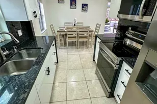 1063 Concert Way, Royal Palm Beach, FL 33411 - Photo 15
