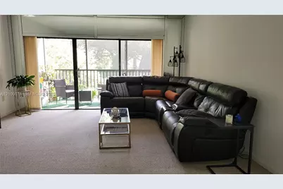 461 Ives Dairy Rd #204-2, Miami, FL 33179 - Photo 3