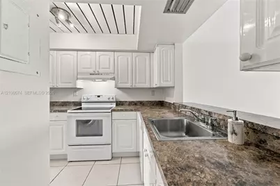 545 SE 12th St #205, Dania Beach, FL 33004 - Photo 13