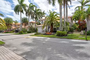 7956 SW 195th St, Cutler Bay, FL 33157 - Photo 5