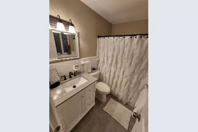 5650 NE 8th Ave, Oakland Park, FL 33334 - Photo 5