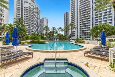 21205 Yacht Club Dr #504, Aventura, FL 33180 - Photo 45
