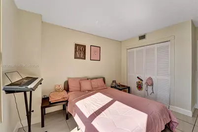 2500 Parkview Dr #1716, Hallandale Beach, FL 33009 - Photo 13