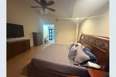 15240 S Laurel Ln S #15240, Pembroke Pines, FL 33027 - Photo 31