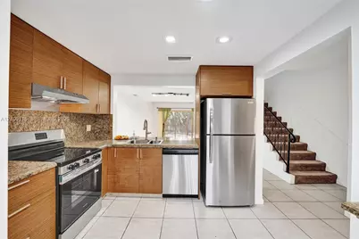3590 NW 83rd Ln, Sunrise, FL 33351 - Photo 13