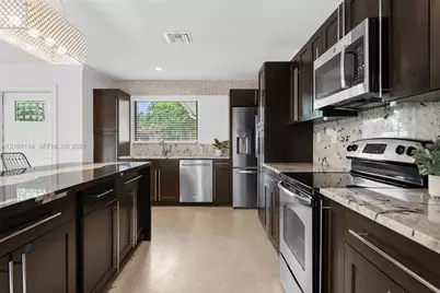 2091 NE 55th St, Fort Lauderdale, FL 33308 - Photo 11