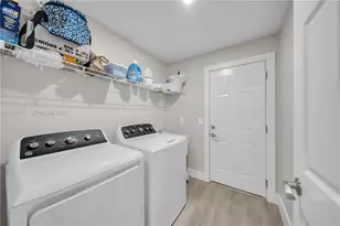 314 NW 25th Pl, Cape Coral, FL 33993 - Photo 15