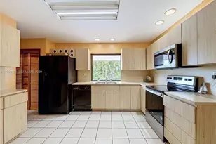 14523 SW 84th St, Miami, FL 33183 - Photo 9