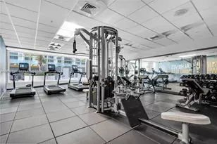 1750 N Bayshore Dr, Miami, FL 33132 - Photo 7