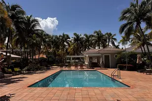 876 W Spinnaker Dr W, Hollywood, FL 33019 - Photo 43