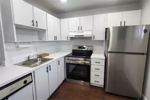 7541 NW 16th St, Plantation, FL 33313 - Photo 3
