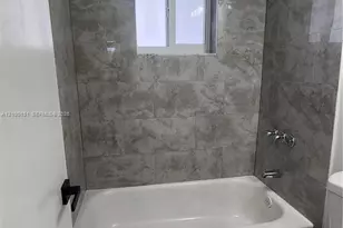 7541 NW 16th St, Plantation, FL 33313 - Photo 5