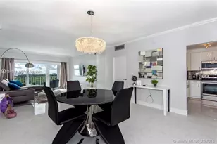 300 Bayview Dr, Sunny Isles Beach, FL 33160 - Photo 7