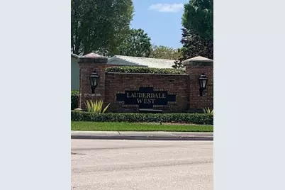 8566 NW 12th St #D172, Plantation, FL 33322 - Photo 1
