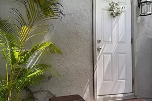 1570 NE 132nd Rd, North Miami, FL 33161 - Photo 15