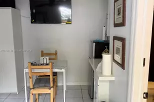 1570 NE 132nd Rd, North Miami, FL 33161 - Photo 3