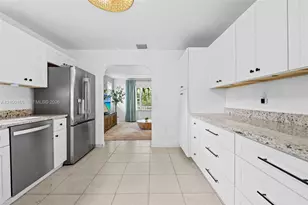 716 NE 11th Ave, Pompano Beach, FL 33060 - Photo 15