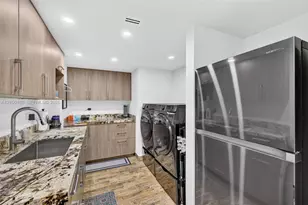 7000 Island Blvd, Aventura, FL 33160 - Photo 21