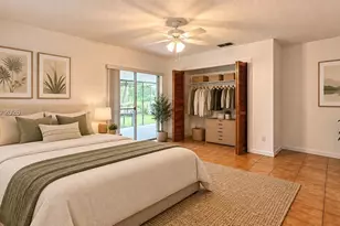 130 SE 10th St, Hallandale Beach, FL 33009 - Photo 3