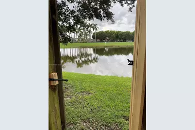 364 NE 25th Pl #101, Homestead, FL 33033 - Photo 3