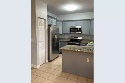 364 NE 25th Pl #101, Homestead, FL 33033 - Photo 5