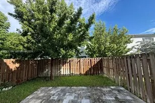 11883 NW 46th St, Coral Springs, FL 33076 - Photo 9
