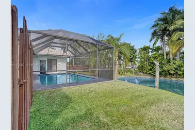 7399 NW 22nd Pl, Margate, FL 33063 - Photo 7