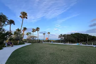 7840 E Harding Ave, Miami Beach, FL 33141 - Photo 1