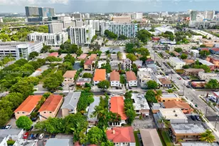 1330 NW 5th St, Miami, FL 33125 - Photo 33