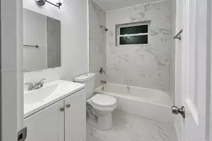 770 NW 179th St, Miami Gardens, FL 33169 - Photo 9