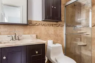 10911 Taft St, Pembroke Pines, FL 33026 - Photo 17
