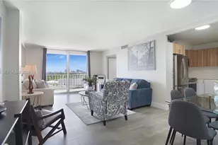 6900 Bay Dr, Miami Beach, FL 33141 - Photo 3