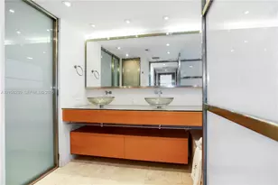 4779 Collins Ave, Miami Beach, FL 33140 - Photo 11
